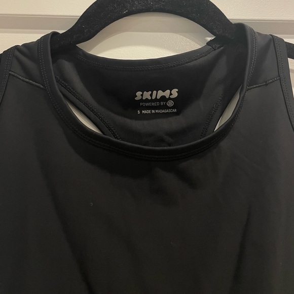 SKIMS Performance Racer Back Tank - S - Picture 5 of 7